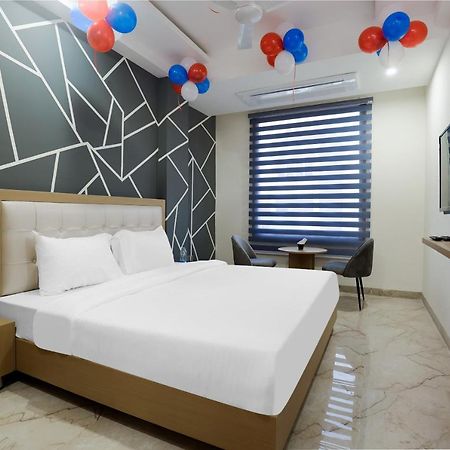 Hotel Bliss Zirakpur Esterno foto