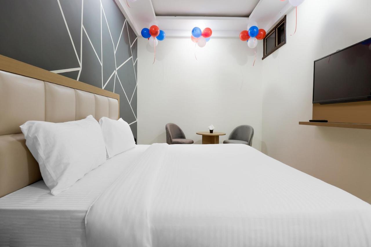 Hotel Bliss Zirakpur Esterno foto